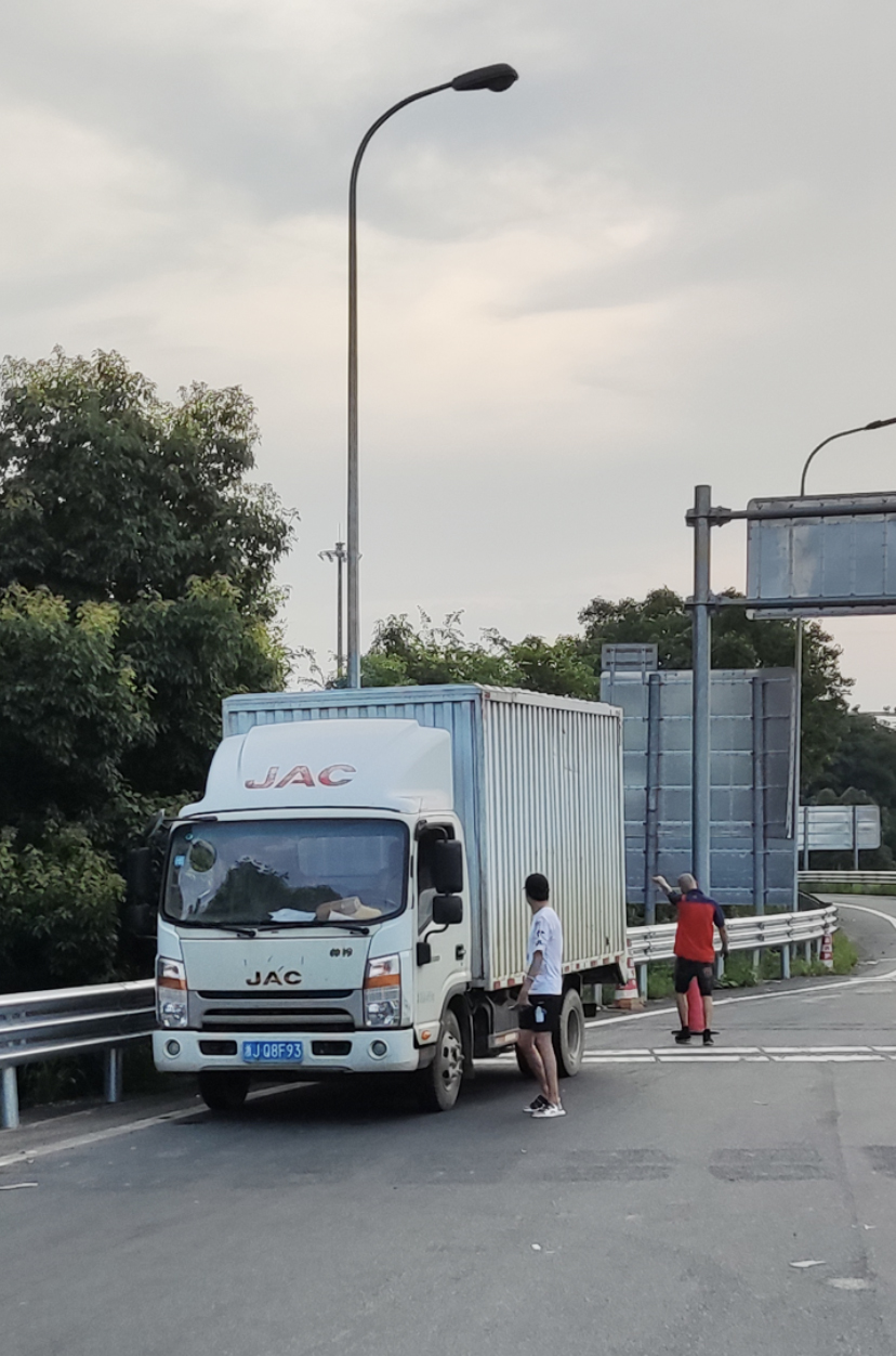 1625813930259778.jpg 61da4f95ee9e7335b3f42c1960c7434.jpg